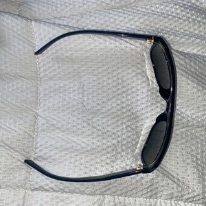 Men's sunglasses - DOCLE G. - missing gold end piece right side